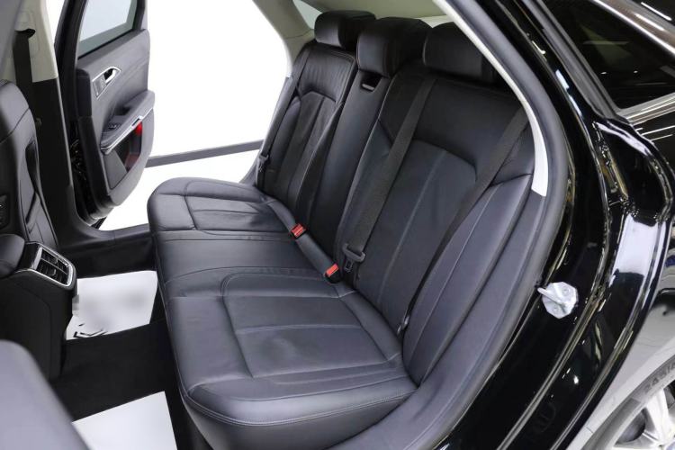 Used Ford Taurus 2019 EcoBoost 245 Premium Edition Interior 5