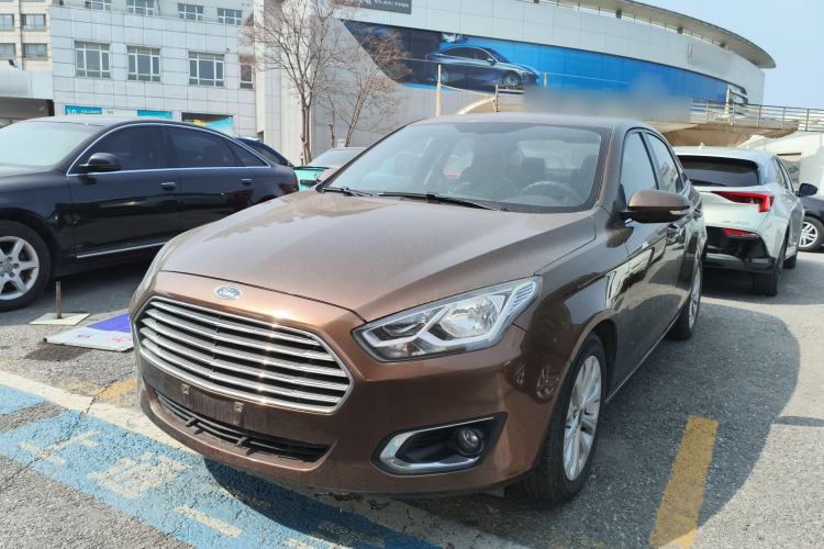 Used Ford Escort 2015 1.5L Automatic Fashion Model