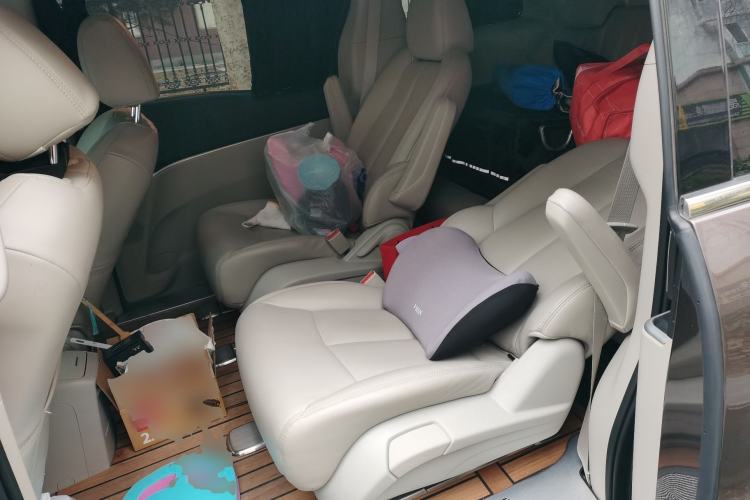 Used Buick GL8 2023 Land Executive Class Smart Enjoyment Model
