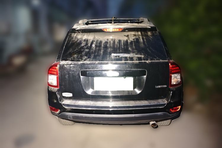 Used Jeep Compass 2013 2.0L two-wheel drive luxury version
