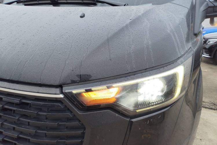 Used Ford Transit 2023 2.0T Gasoline Automatic Business & Travel Model Mid-axle Medium Roof 7/8/9-Seater