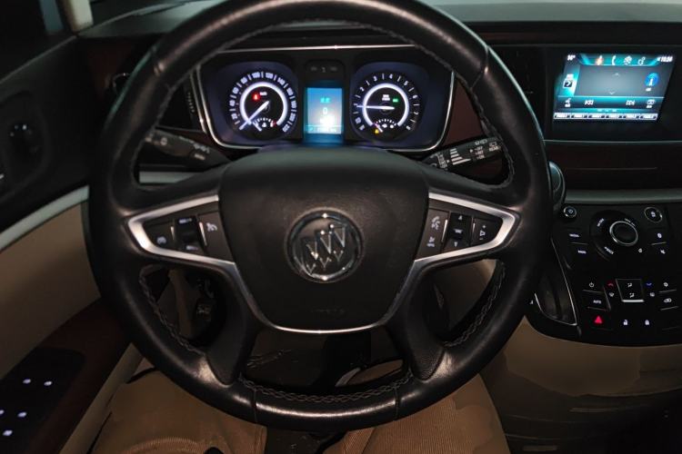 Used Buick GL8 2018 28T Luxury Model China VI Standard