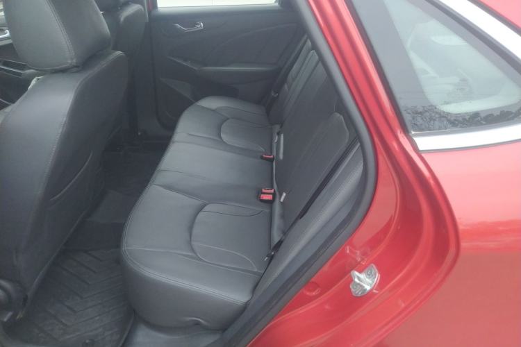 Used Chery Arrizo 7 2015 1.5T Manual ZhiXiang Edition