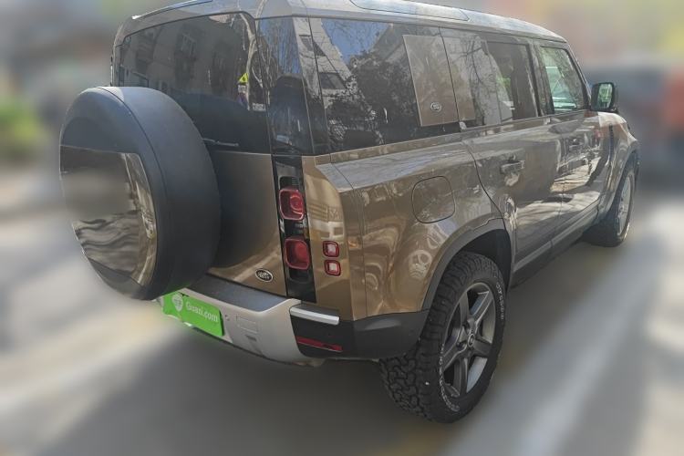 Used Land Rover Defender 2020 110 P400 HSE Rear Right 45 Deg