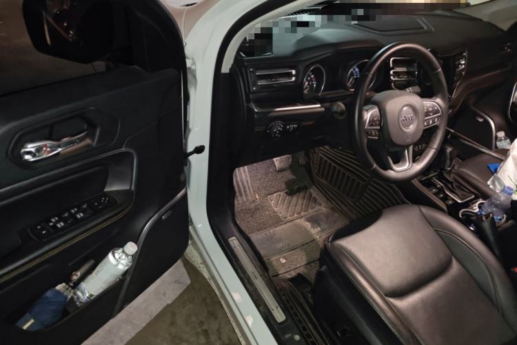 Used Jeep Grand Commander 2018 2.0T Four-Wheel Drive Smart Enjoyment Version China VI