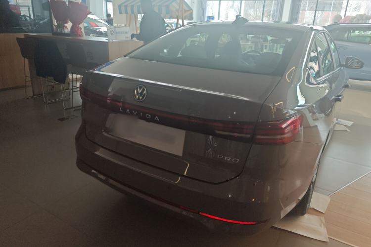 Used Volkswagen Lavida 2026 Pro 300TSI Starry Zhi Yi Edition Rear Right 45 Deg