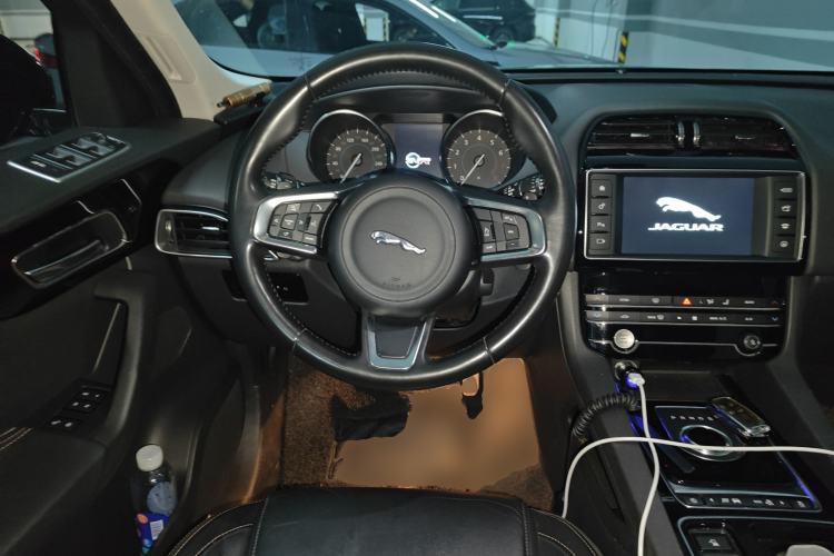 Used Jaguar F-PACE 2018 2.0T Four-Wheel Drive Urban Luxury Edition