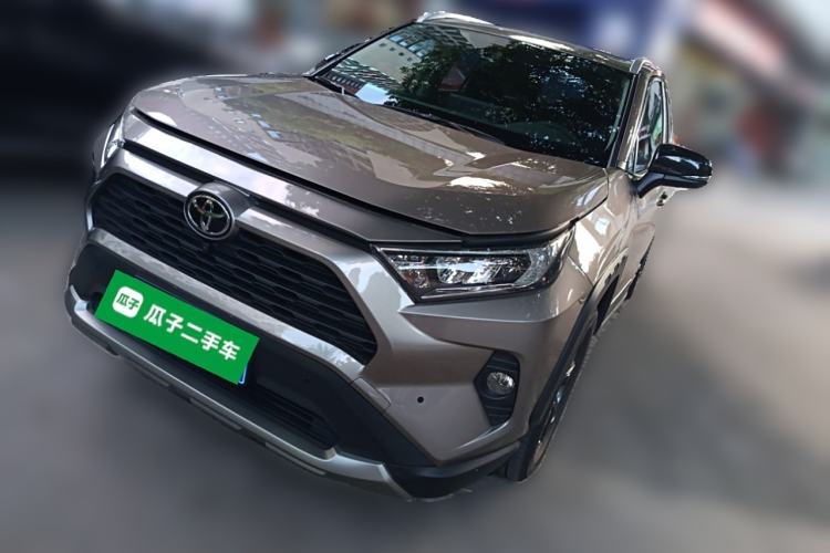 Used Toyota RAV4 2022 2.0L CVT 4x4 Fashion Edition