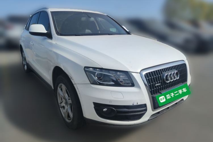 Used Audi Q5 2012 2.0TFSI Technology Model Front Right 45 Deg