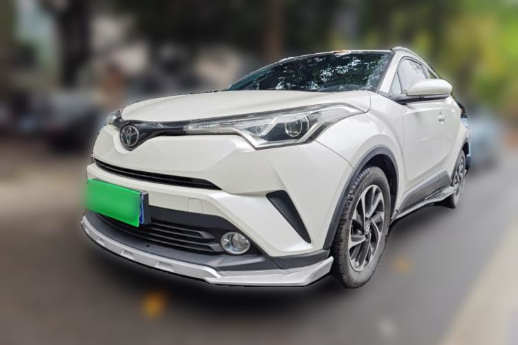 Used Toyota IZOA 2018 2.0L Yichi Edition China V Standard