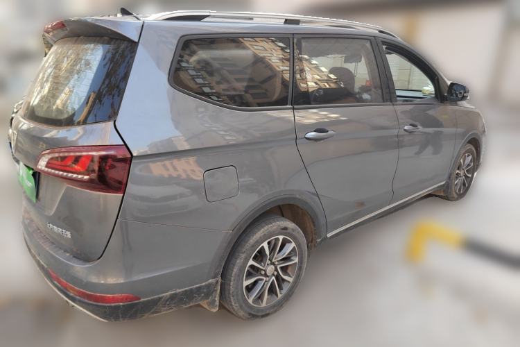 Used Baojun 730 2019 1.5T Manual Fashion Model 7-seater China VI