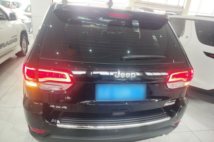 Used Jeep Grand Cherokee 2020 3.0L Elite Navigation Edition Rear