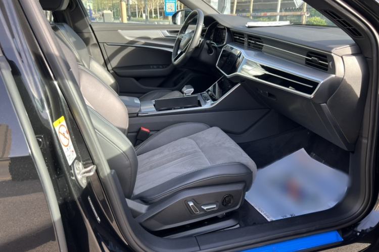 Used Audi A6L 2024 45 TFSI Prestige Dynamic Edition Interior 8