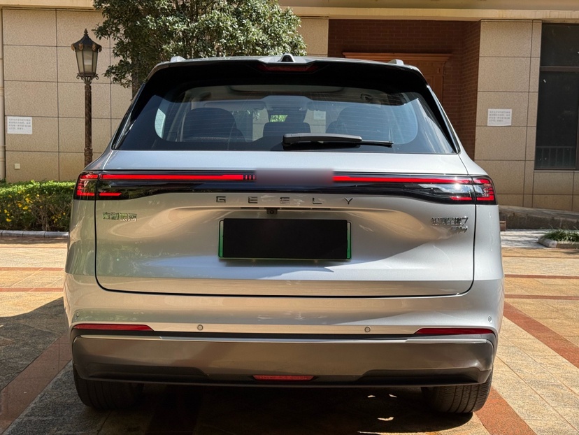 Geely Galaxy Xingjian 7 EM-i 2026 Model 135km Starship Version — снимка 15