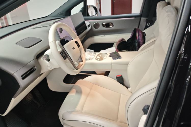 Used Li Auto i6 2025 Model Two-Wheel-Drive Standard Type Left Front Seat