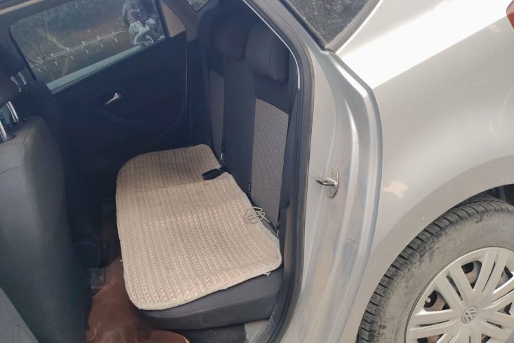 Used Volkswagen Polo 2014 1.4L Manual Fashion Edition