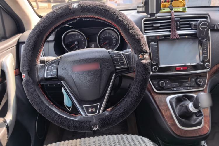 Used Haval H6 2015 Revised Version Sport Edition 1.5T Manual Transmission Two-Wheel Drive Elite Grade