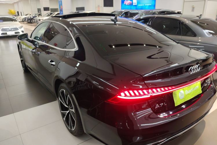 Used Audi A7L 2024 45TFSI S-line Dream-Building Edition Flow Crystal Package
