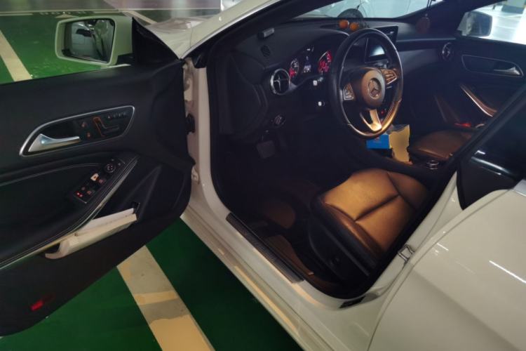 Used Mercedes-Benz CLA 2015 CLA 200 Driver Seat