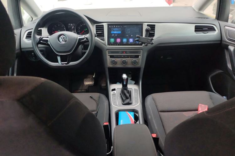 Used Volkswagen Golf Sportsvan 2016 1.6L Automatic Comfort Model
