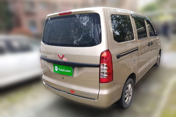 Used Wuling Hongguang V 2022 1.5L Jingqu Version Hydraulic Power Steering LAR