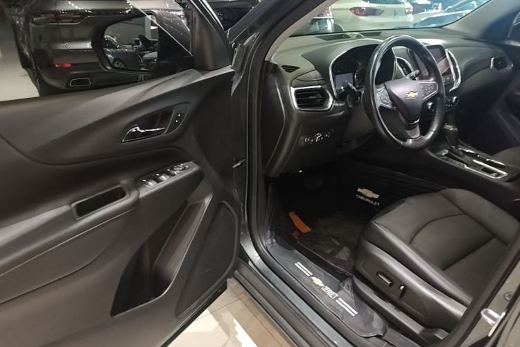 Used Chevrolet Equinox 2018 535T Automatic YuJie Edition
