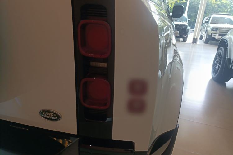 Used Land Rover Defender 2024 110 3.0T P400 X-DYNAMIC HSE