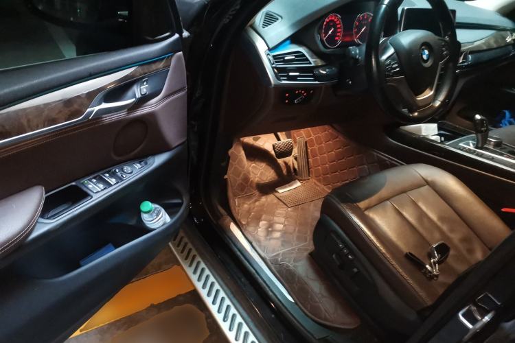 Used BMW X5 2018 xDrive28i
