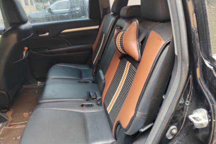 Used Toyota Highlander 2015 2.0T Four-Wheel Drive Luxury Edition 7-Seater
