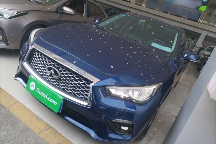 Used Infiniti Q50L 2018 2.0T Enjoyment Version China VI Standard