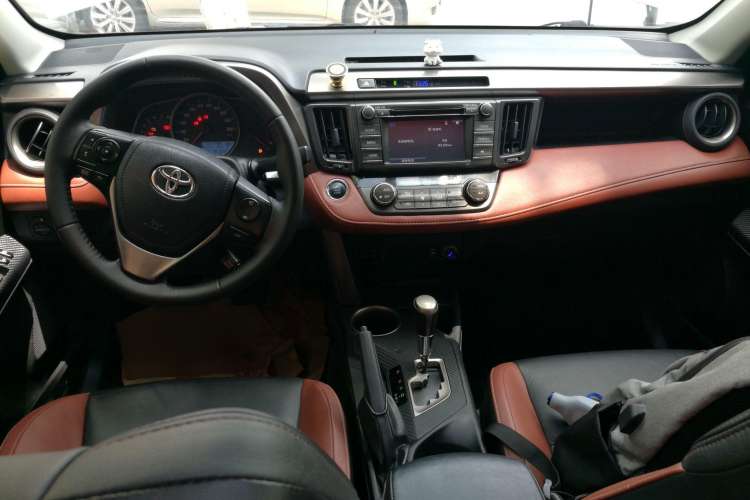 Used Toyota RAV4 2013 2.5L Automatic 4x4 Elite Edition