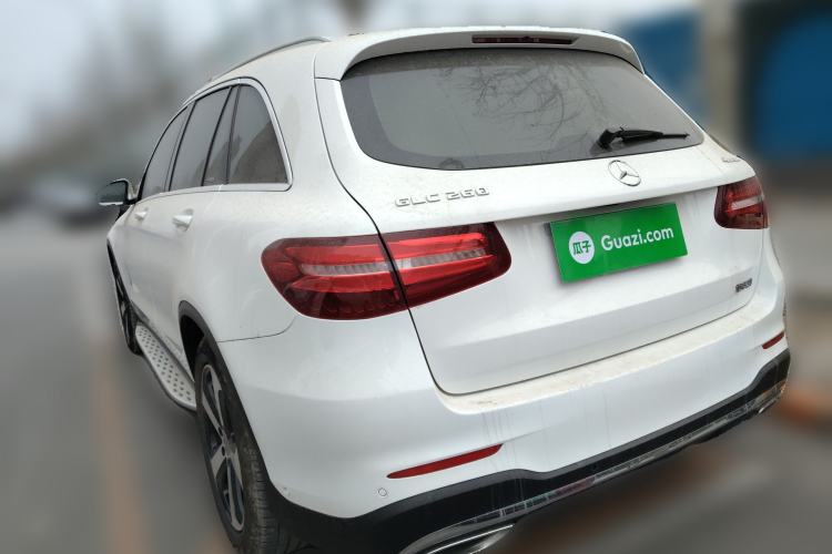 Used Mercedes-Benz GLC 2018 Facelift GLC 260 4MATIC Luxury Edition
