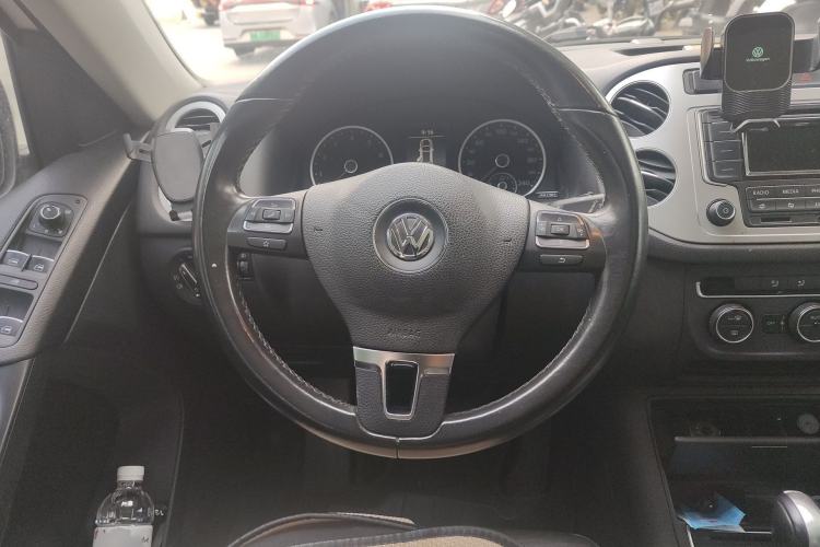 Used Volkswagen Tiguan 2015 1.8TSI Automatic Two-Wheel Drive Comfort Edition Steering Wheel