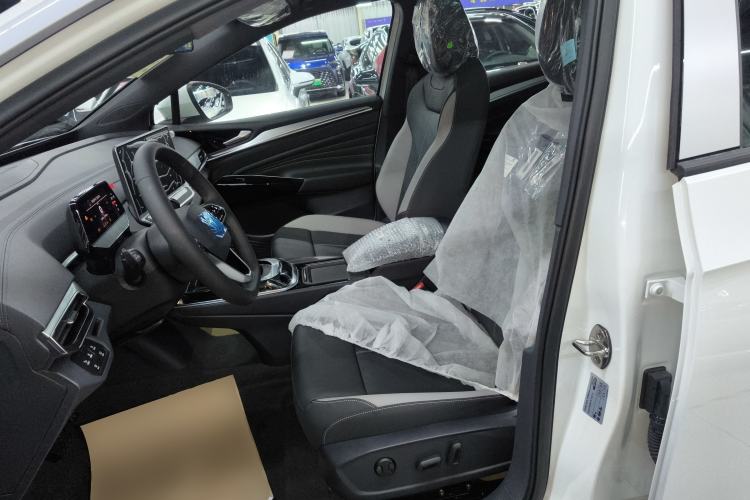 Used Volkswagen ID.4 CROZZ 2025 Pure Edition
