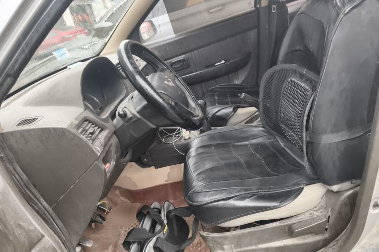 Used Wuling Hongguang 2014 1.2L Base Model China IV Left Front Seat