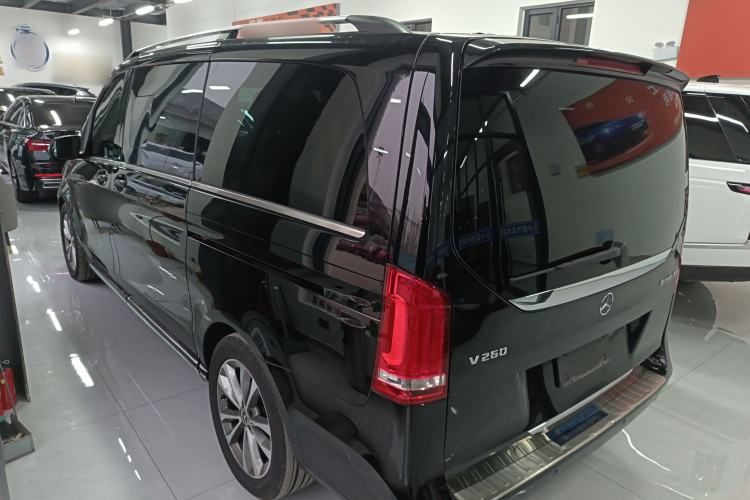 Used Mercedes-Benz V-Class 2020 V 260 Avantgarde Edition