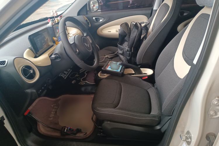 Used Wuling Bingo 2023 203km Light Edition Left Front Seat