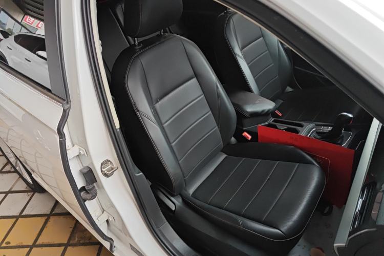 Used Volkswagen Lavida 2021 1.5L Automatic Comfort Edition Right Front Seat