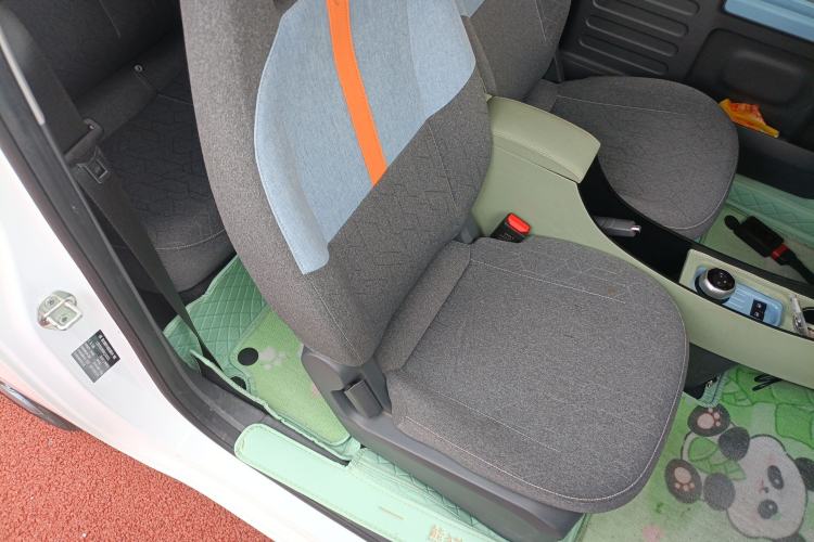 Used Geely Galaxy Panda 2024 Panda Mini 200km Longteng PRO Edition Right Front Seat