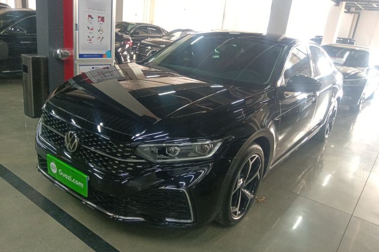 Used Volkswagen Passat 2025 Outstanding Model 380TSI Starry Dragon Glorious Edition