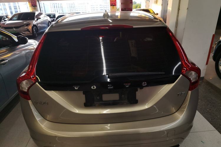 Used Volvo V60 2017 T5 Zhiyi Edition China V Standard
