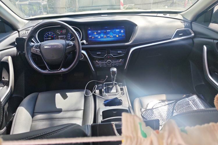 Used Venucia T90 2018 2.0L CVT Smart Connect Luxury Edition China V Standard