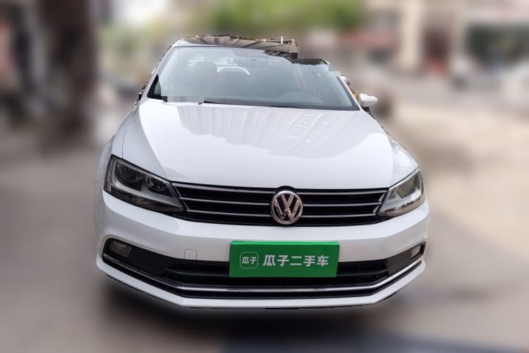 Used Volkswagen Sagitar 2014 Revised Version 1.6L Automatic Comfort Edition Front