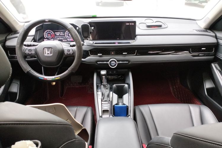 Used Honda Inspire 2023 260TURBO Deluxe Edition Center Console