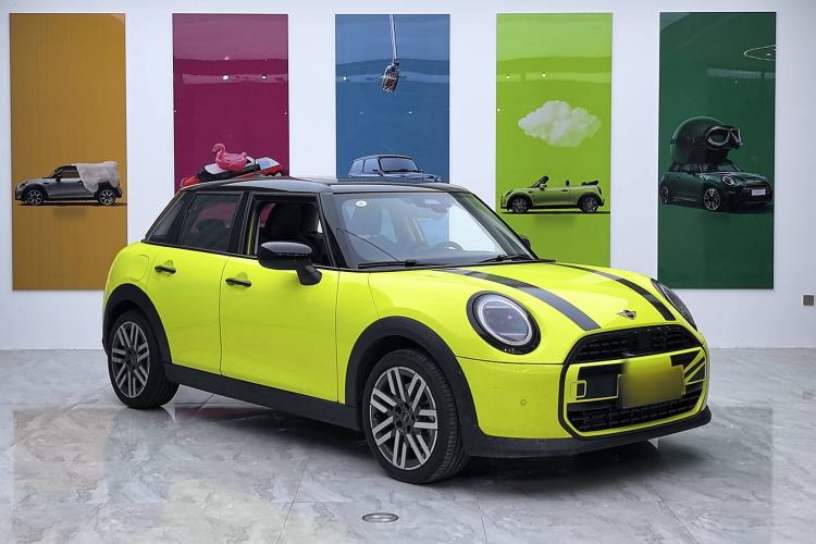 Used MINI MINI 2025 1.5T COOPER Classic Edition Five-Door Version