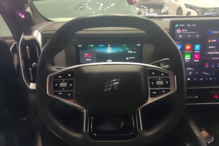 Used JETOUR Traveler 2023 2.0T All-Wheel Drive CrossPRO+