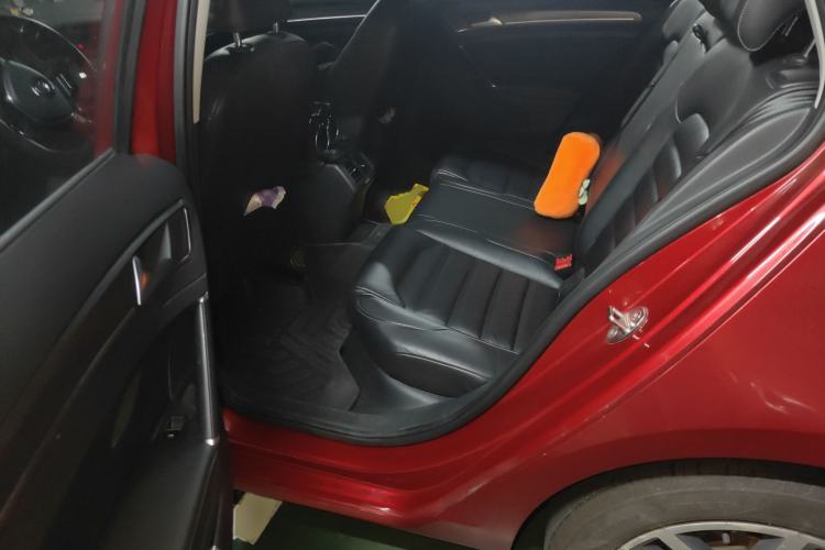 Used Volkswagen Golf 2016 230TSI Automatic Luxury Version
