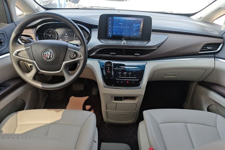 Used Buick GL8 2020 Land Cruiser Executive Class 652T Comfort Model
