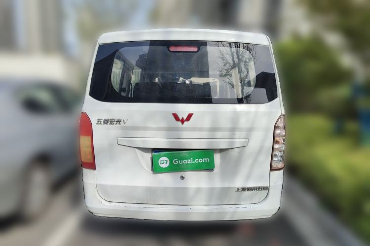 Used Wuling Rongguang V 2015 1.2L Base Version
