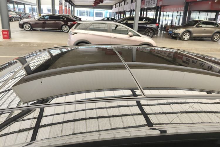 Used Buick LaCrosse 2025 28T Platinum Edition
